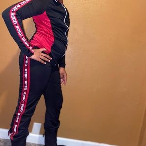 Medium BCBG Active Set